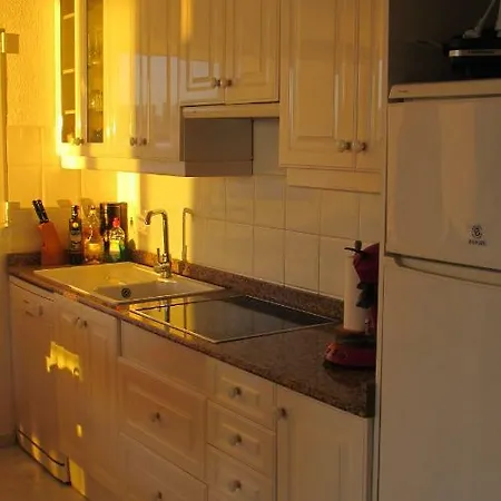 Sa Maniga 6 O Stephanie 卡拉米洛